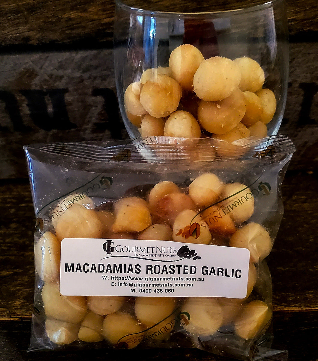 Macadamias Roasted Garlic